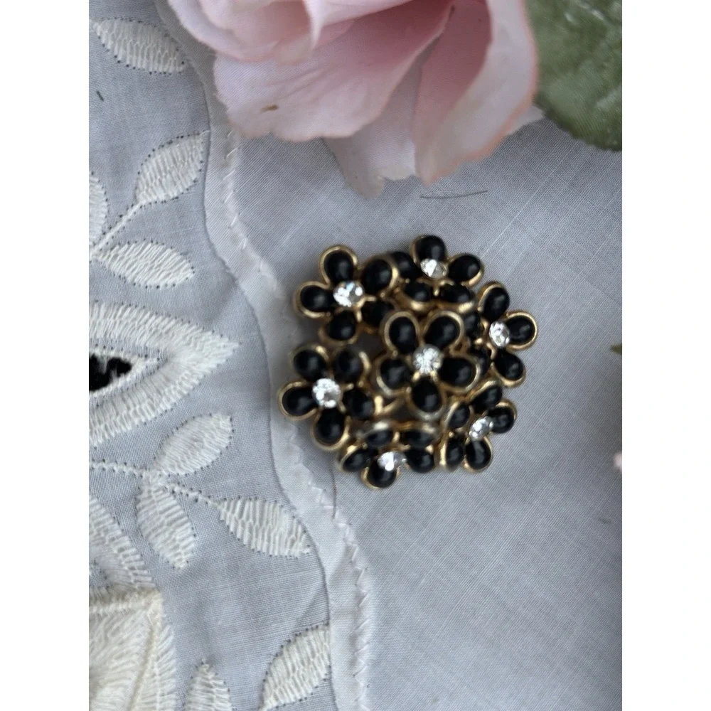 Vintage Brooch 1‎ 5/8